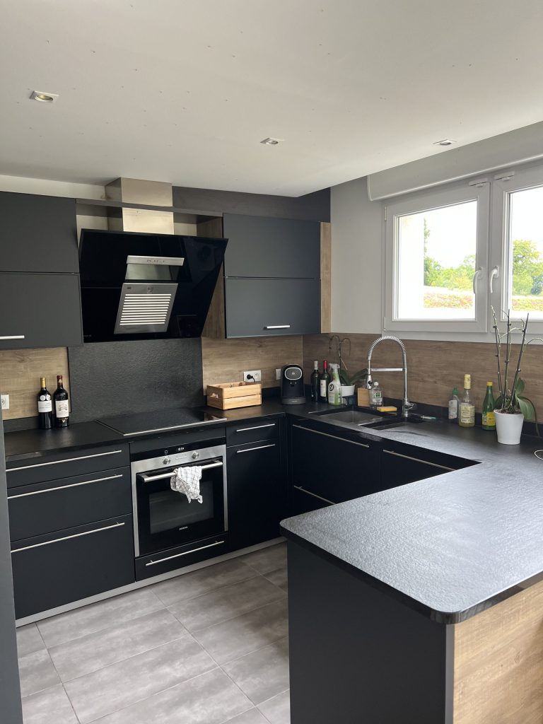 Rénovation d&rsquo;une cuisine en adhésif à Molsheim près d&rsquo;Obernai